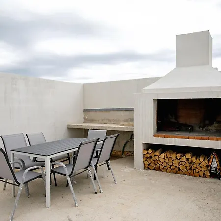 Charming Croatia With Pool And Mountain Views Διαμέρισμα Vrsi
